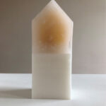 AINO - Temple II, Wachs, Pigment auf Holzbasis, 2024